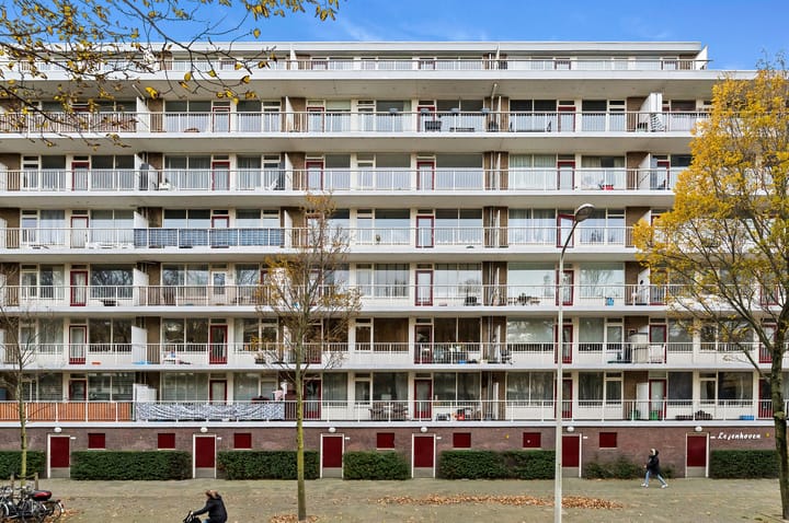 Foto 1 van Volendamlaan 1054