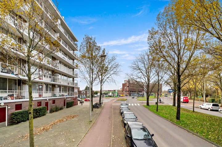 Foto 4 van Volendamlaan 1054