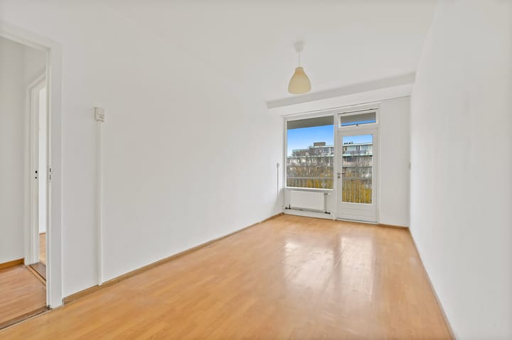 Foto 20 van Volendamlaan 1054