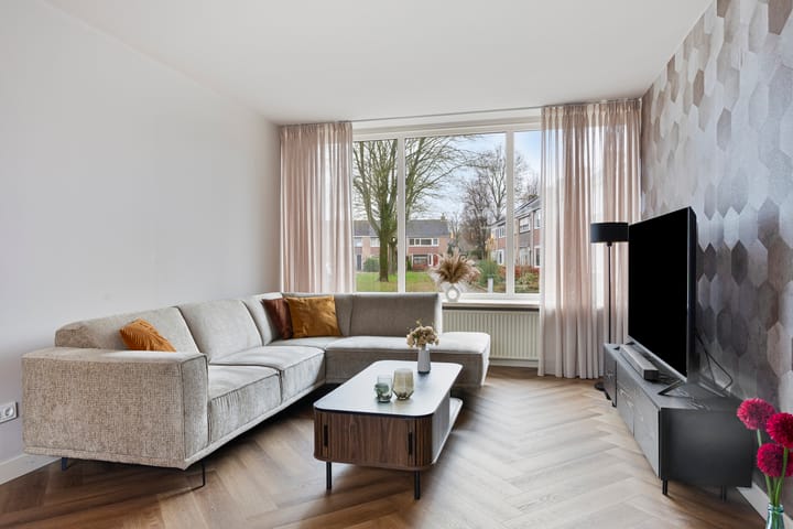 Photo 7 of Holtinkstraat 9