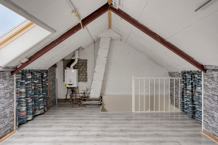 Photo 24 of Holtinkstraat 9