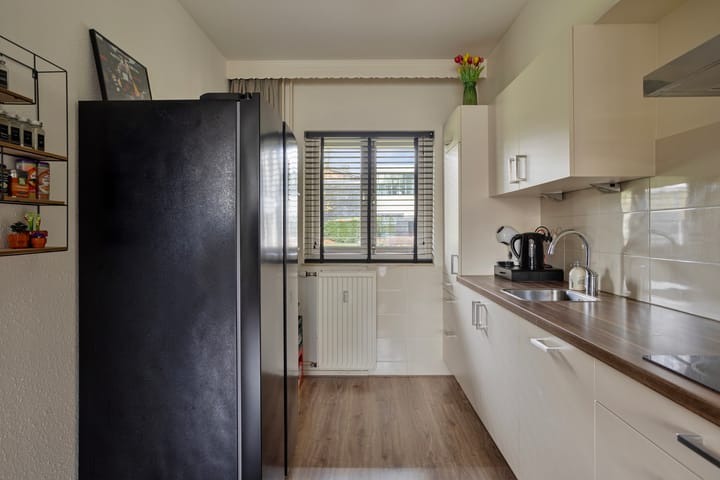 Photo 15 of Aaltenseweg 10-F