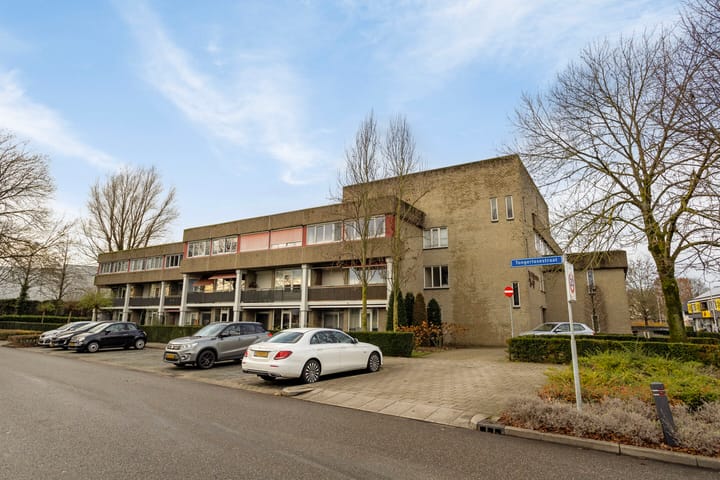 Photo 35 of Aaltenseweg 10-F