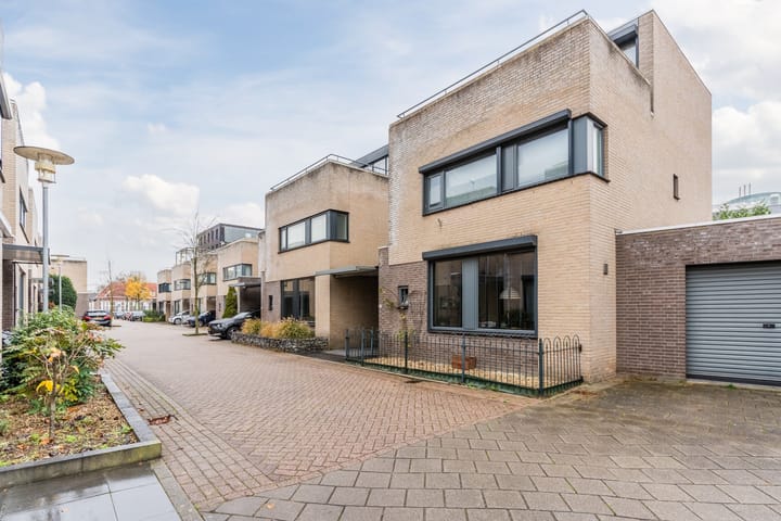 Foto 30 van Cornelis Jolstraat 34