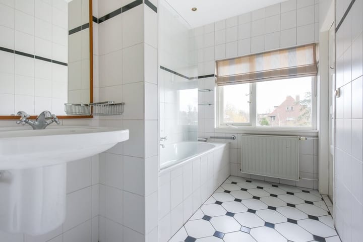 Foto 9 van Van Zuylen van Nijeveltstraat 140