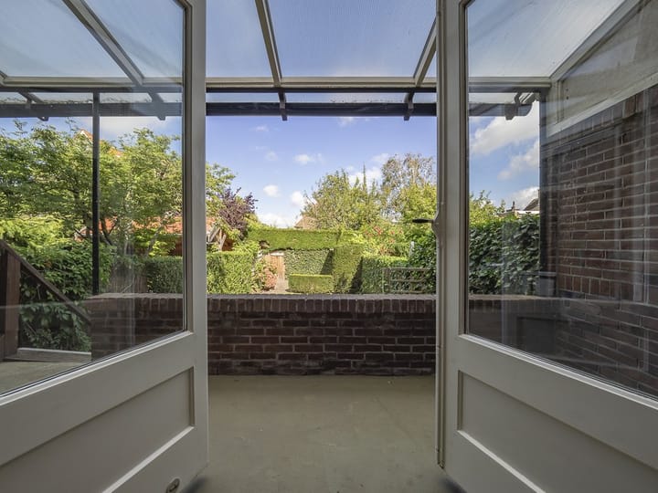 Foto 10 van Van Zuylen van Nijeveltstraat 140