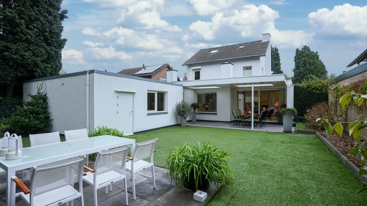 Photo 39 of Carmelstraat 26