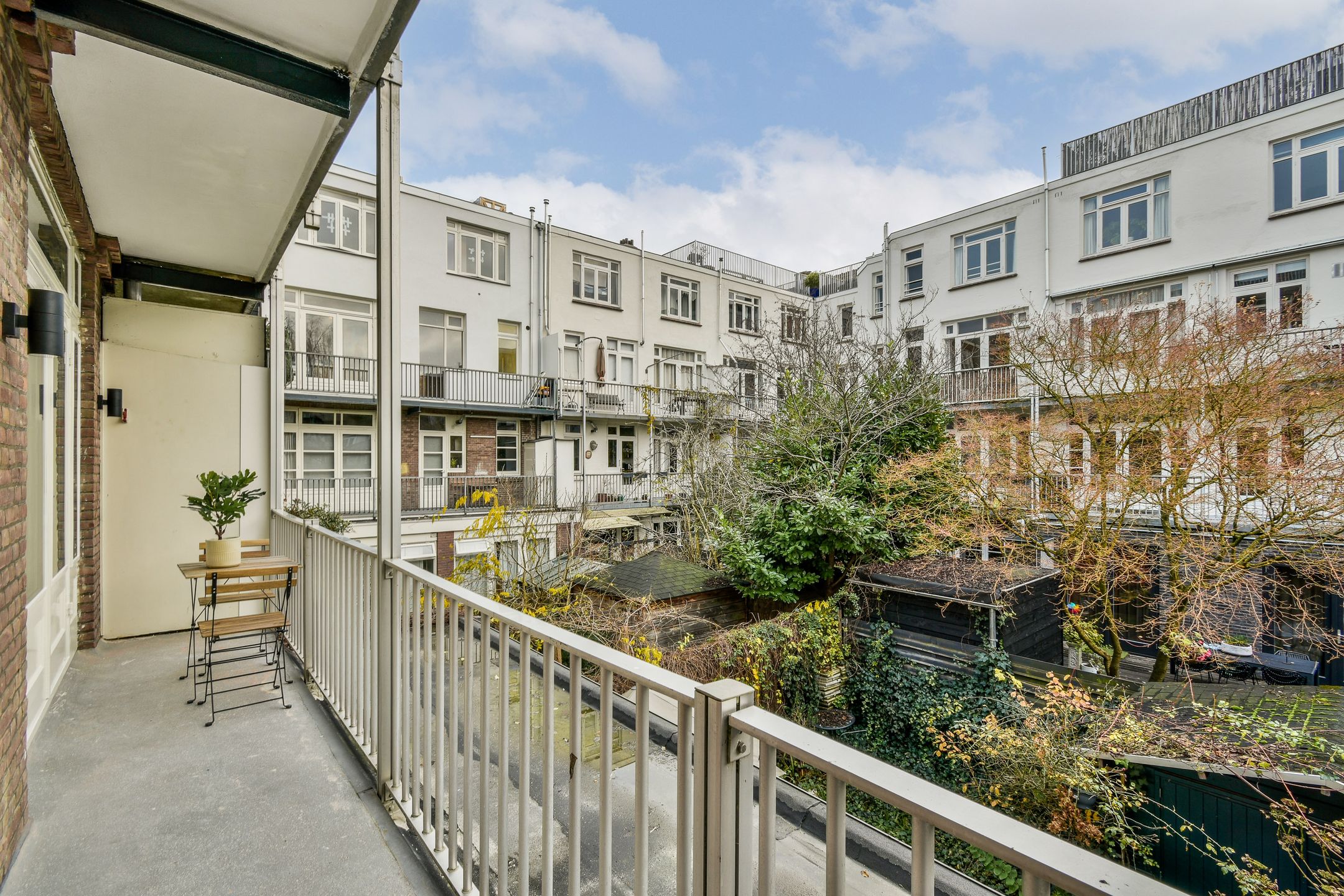 Foto 12 van Krammerstraat 15-1