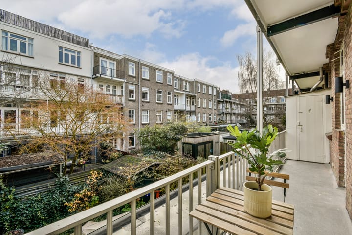 Foto 13 van Krammerstraat 15-1