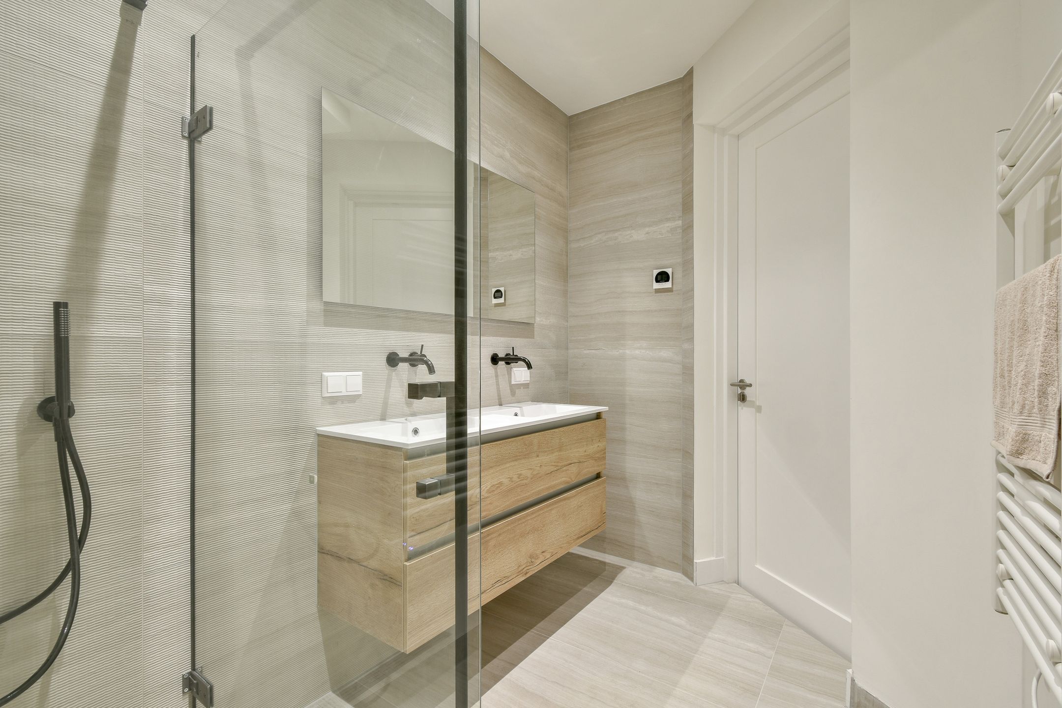 Foto 15 van Krammerstraat 15-1