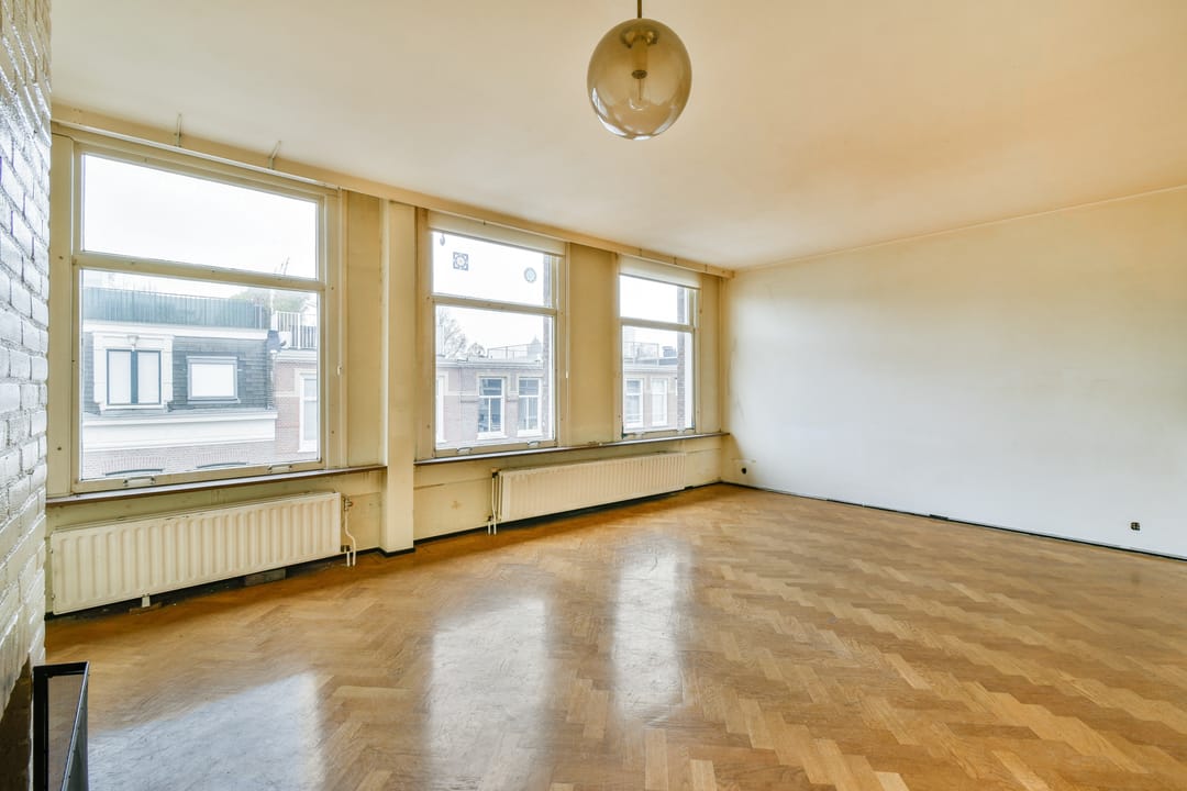 Foto 2 van Van Eeghenstraat 30-3