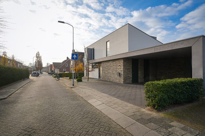 Photo 67 of St. Josephstraat 16