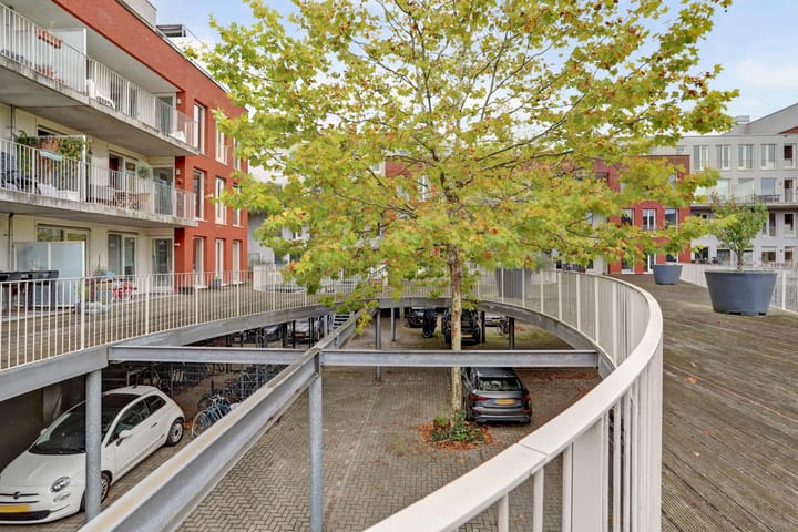 Foto 19 van Johan de Meesterstraat 129