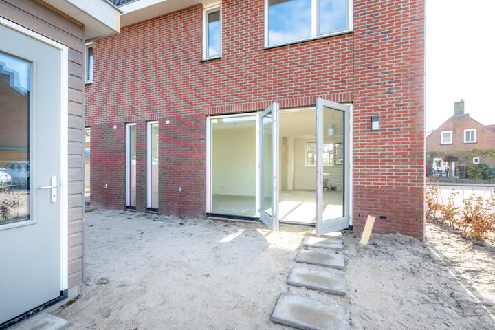 Foto 15 van Prins Bernhardweg 3-B