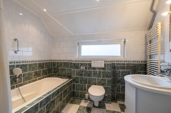 Foto 12 van Bornsestraat 163