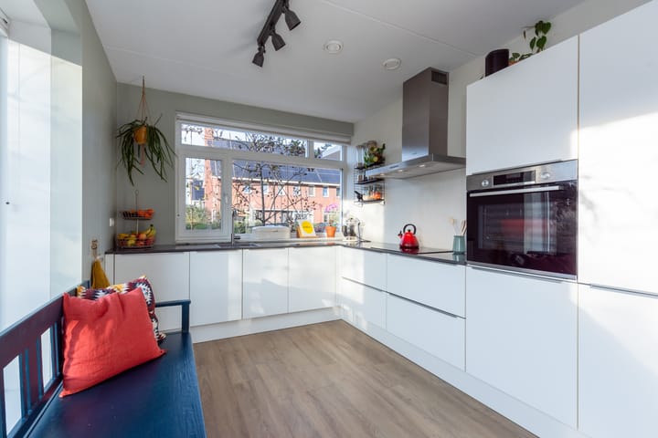 Photo 10 of Evert van der Heijdenstraat 45