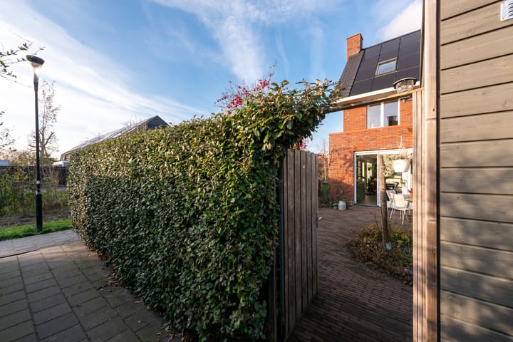 Photo 31 of Evert van der Heijdenstraat 45