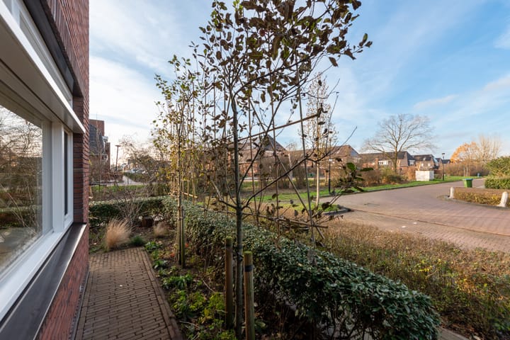 Photo 33 of Evert van der Heijdenstraat 45