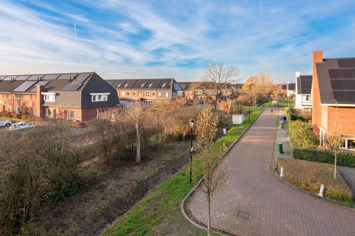 Photo 36 of Evert van der Heijdenstraat 45