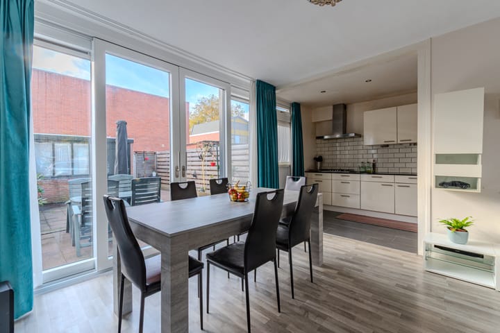 Foto 10 van Dovenetelweg 29