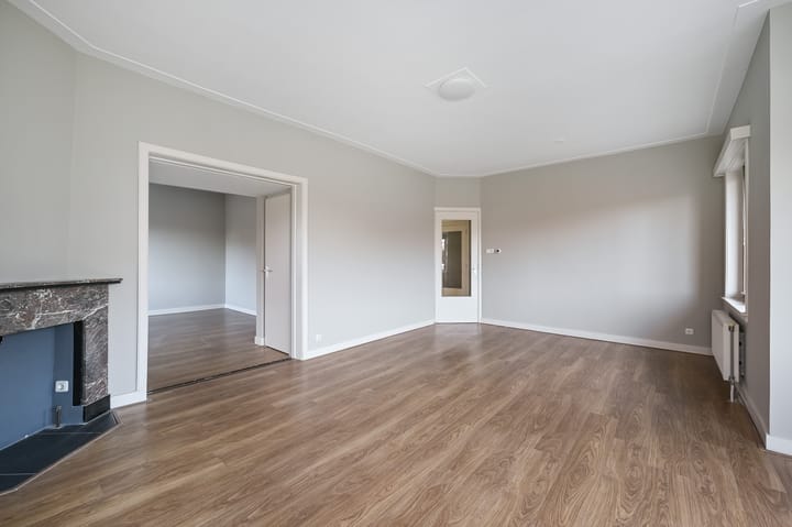 Photo 7 of van de Wateringelaan 284