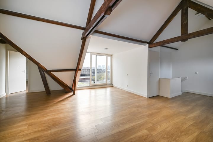 Photo 27 of van de Wateringelaan 284