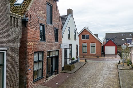 Tsjerkestrjitte 11 secondary image