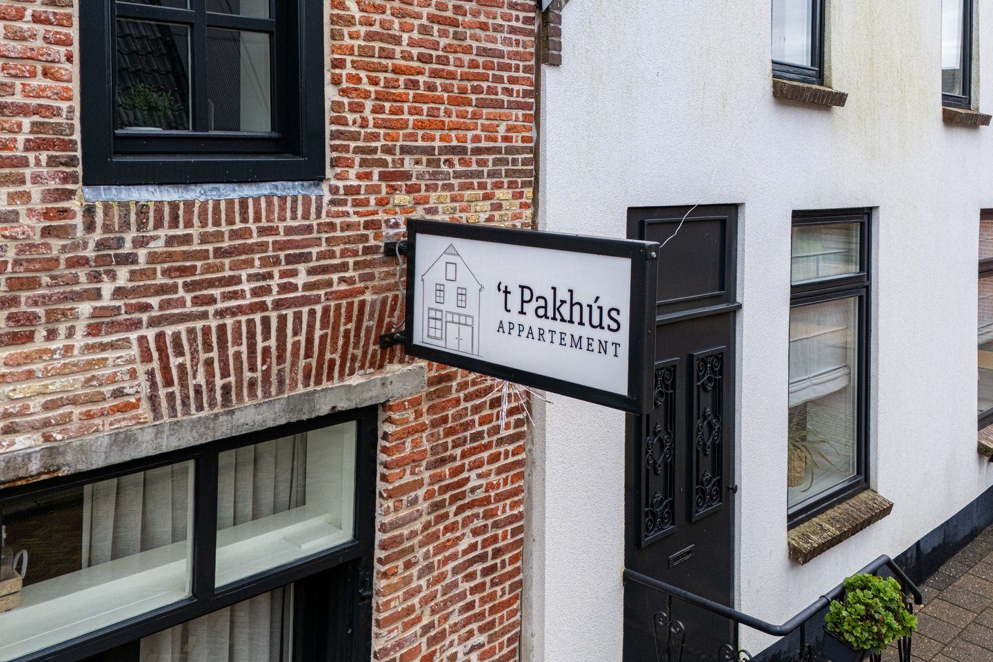 Foto 10 van Tsjerkestrjitte 11