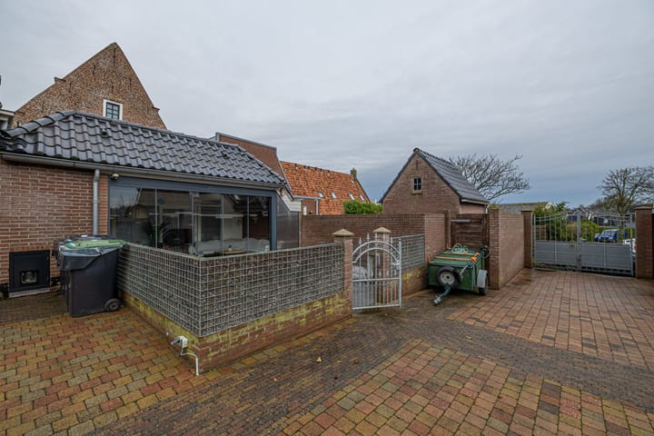 Foto 23 van Tsjerkestrjitte 11