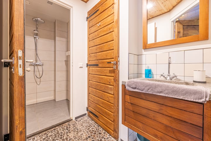 Foto 99 van Tsjerkestrjitte 11