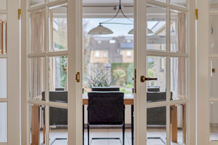 Photo 8 of Voormors 112