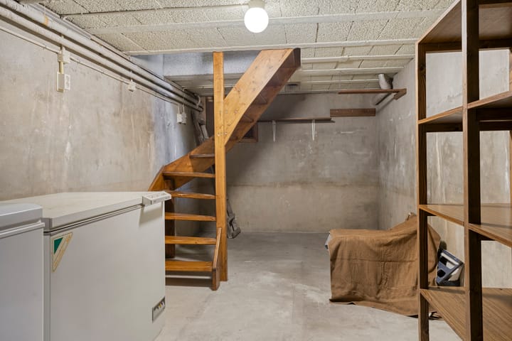 Photo 15 of Voormors 112