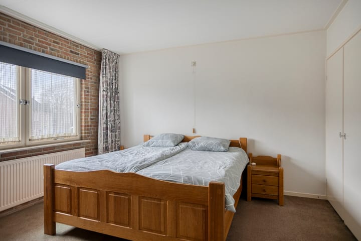 Photo 17 of Voormors 112