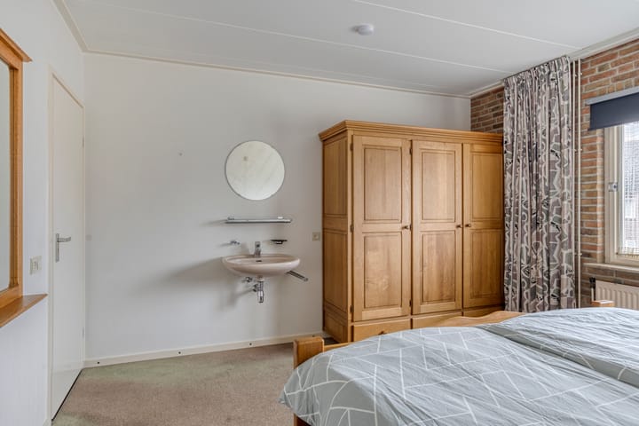 Photo 18 of Voormors 112