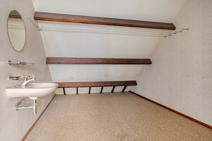 Photo 24 of Voormors 112