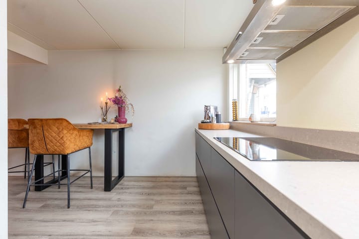 Foto 7 van Madame Curieplein 20