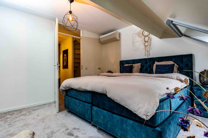 Foto 20 van Madame Curieplein 20