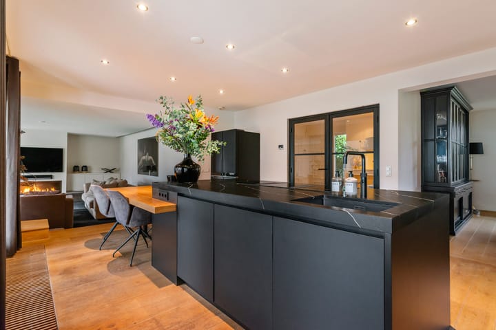 Foto 10 van Haakakker 7