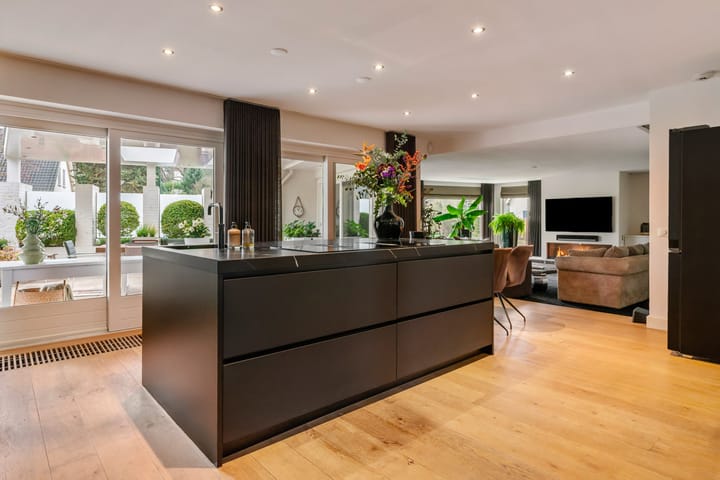 Foto 8 van Haakakker 7