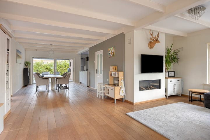 Photo 7 of Koningin Wilhelminalaan 32