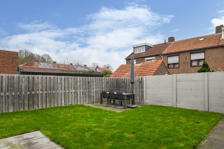 Foto 23 van Loonstraat 8