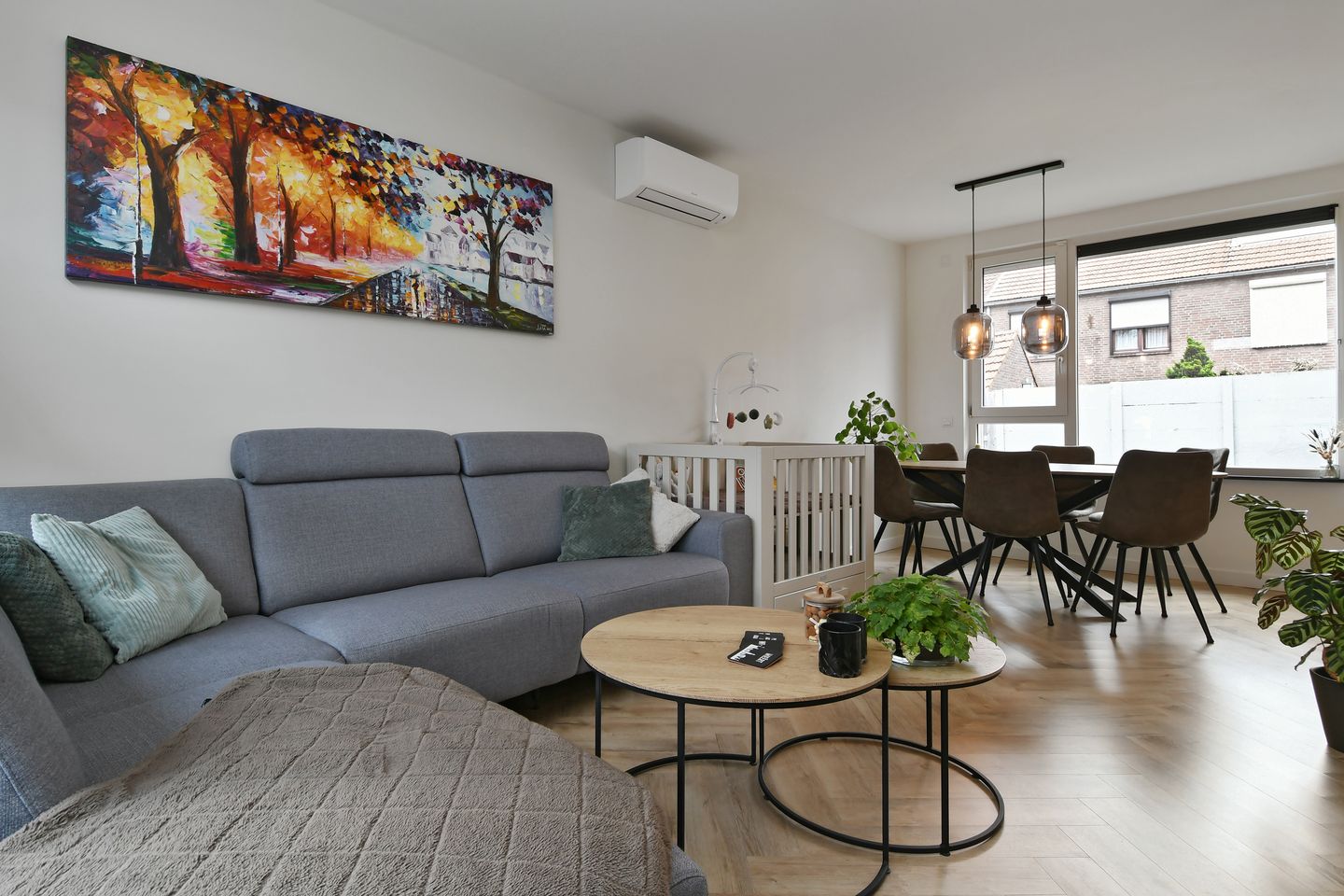 Photo 10 of Loonstraat 8