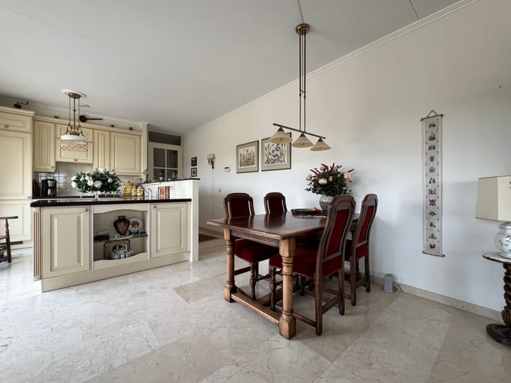 Foto 9 van Monta Rosa 18