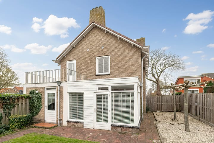 Photo 4 of Beatrixstraat 24