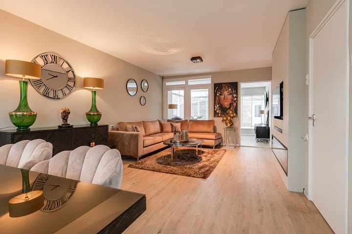 Photo 13 of Beatrixstraat 24