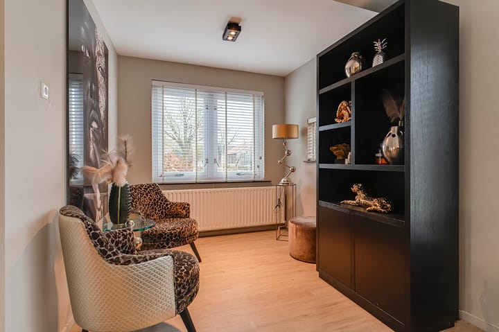 Photo 16 of Beatrixstraat 24