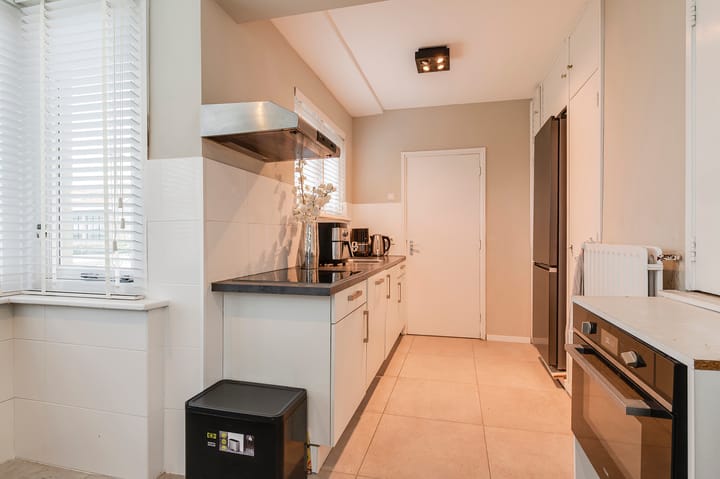 Photo 21 of Beatrixstraat 24