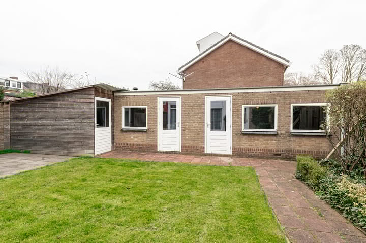 Photo 34 of Beatrixstraat 24