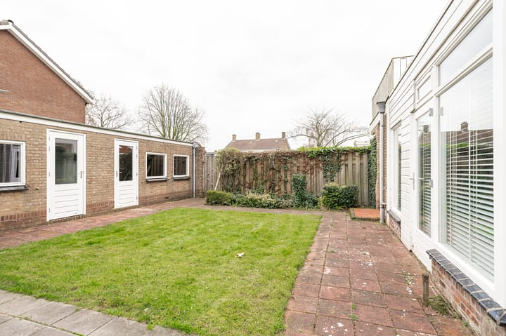 Photo 37 of Beatrixstraat 24