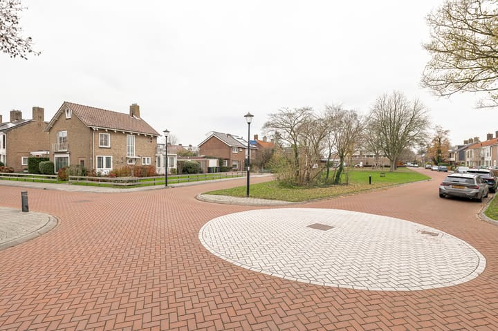 Photo 46 of Beatrixstraat 24